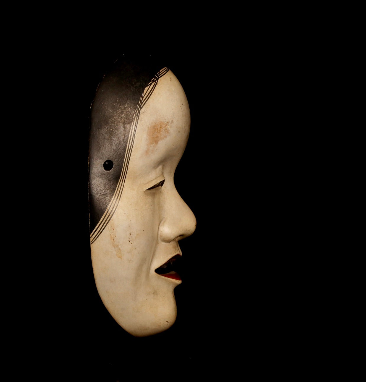 Japanese Noh mask representing a woman jealousy transformed herself to a living spirit  ZC63